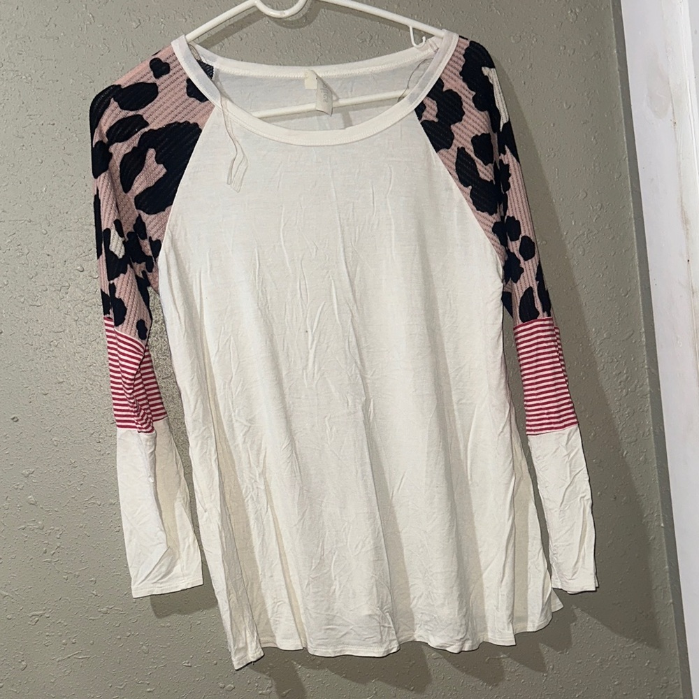 Women’s long sleeve top